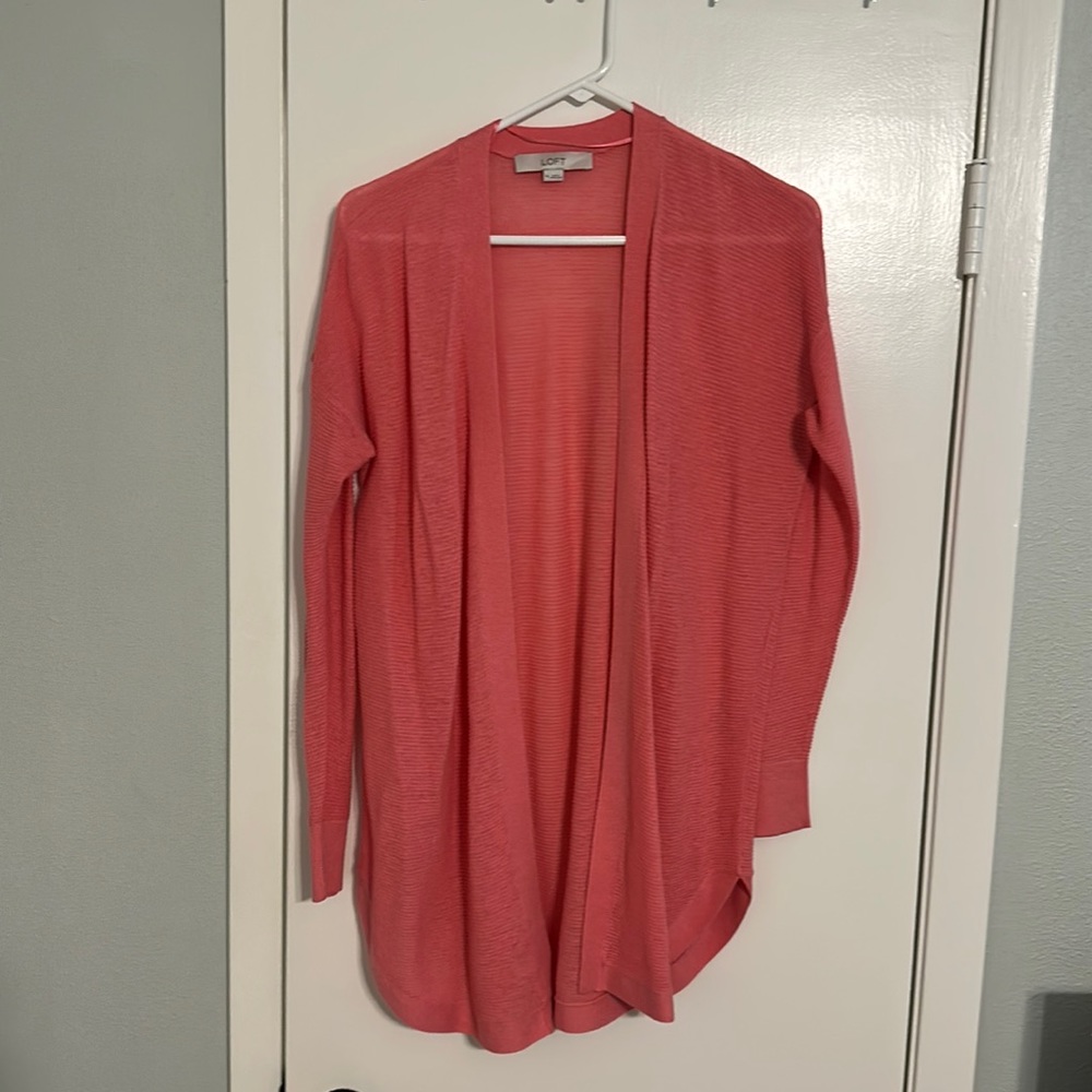 Loft coral cardigan, size medium